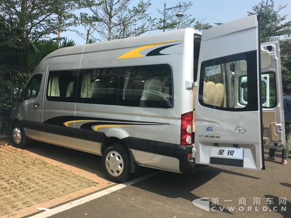 二代江淮星銳6系長軸車型，17座，搭載江淮2.7CTl 國五柴油發(fā)動機(jī)10.jpg