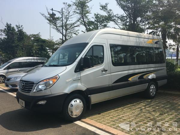 二代江淮星銳6系長軸車型，17座，搭載江淮2.7CTl 國五柴油發(fā)動機(jī)4.jpg