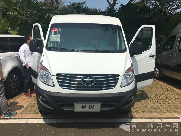 二代江淮星銳4系短軸車型M420A，12座，搭載江淮2 (1).jpg