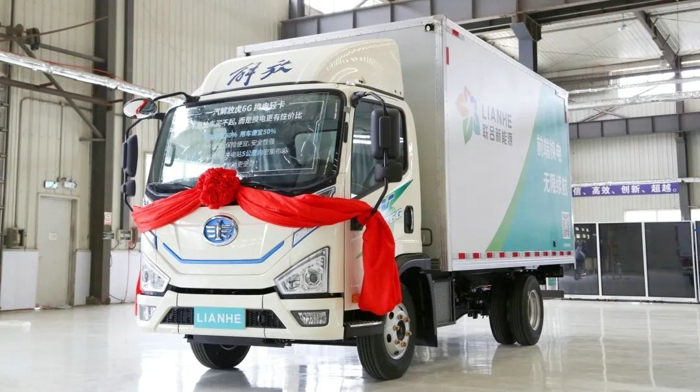 一汽解放換電輕卡新品正式下線(xiàn)！2.jpg