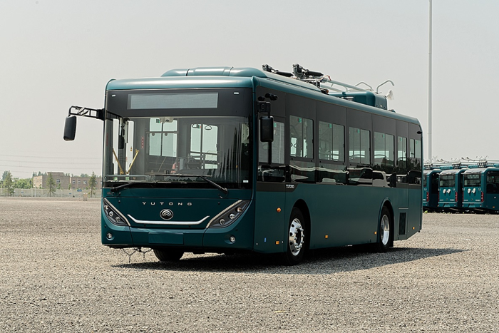 中亞市場占有率高達100%！又一批量宇通雙源無軌電車陸續(xù)交付哈薩克斯坦3.png