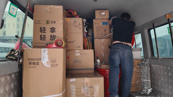 商貿(mào)配送老板鐘情于江淮星銳4.png