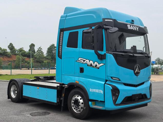三一純電動牽引車.jpg