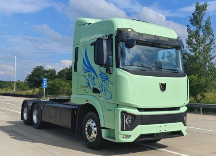 聯(lián)合重卡純電牽引車.jpg