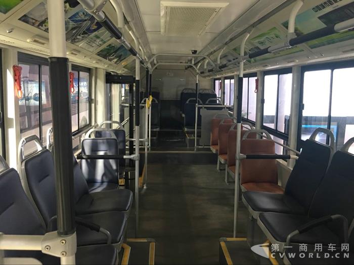銀隆8.5、10.5米氫鈦動力公交車