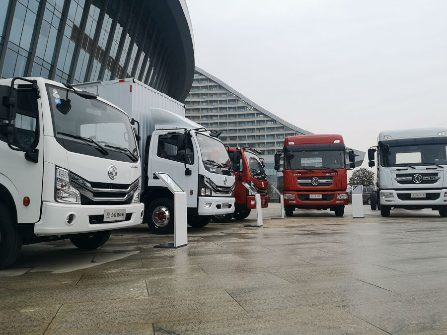 現(xiàn)場展車