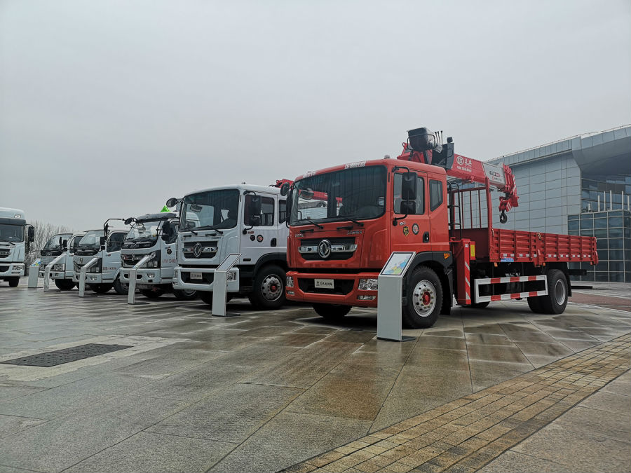 現(xiàn)場展車