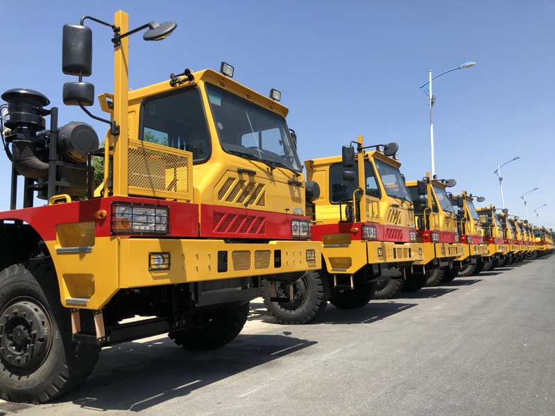 現(xiàn)場(chǎng)展車(chē)