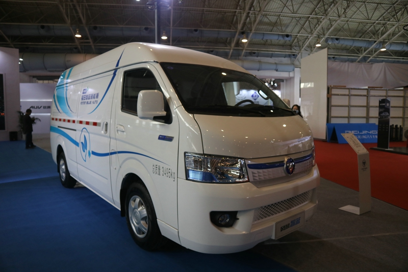 風(fēng)景智藍(lán)純電動(dòng)廂式物流車