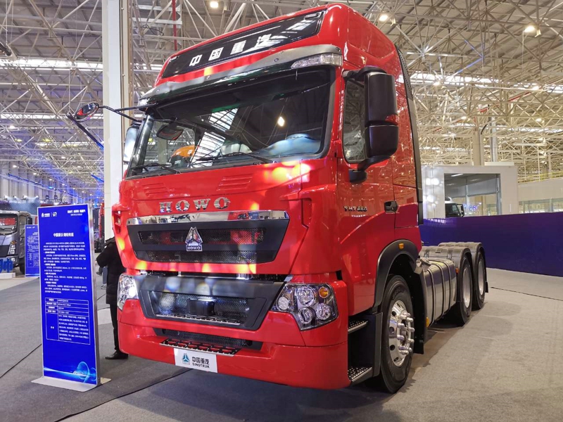 重汽豪沃TH7 6×4牽引車（經(jīng)典版），重汽MC11H 國五發(fā)動(dòng)機(jī)