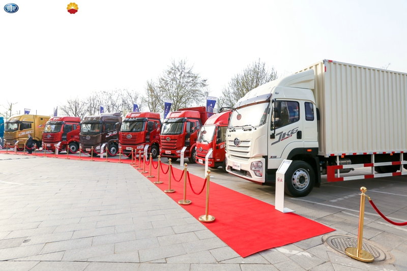 現(xiàn)場展車