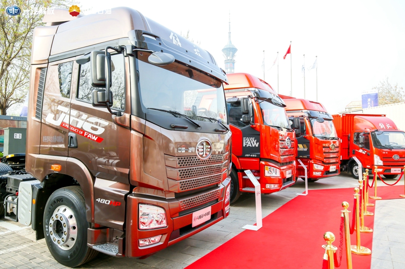 現(xiàn)場展車