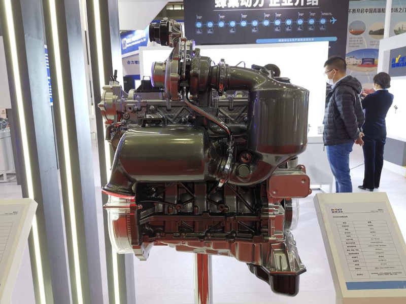 蜂巢動力HY4D20M柴油機，排量1996ml