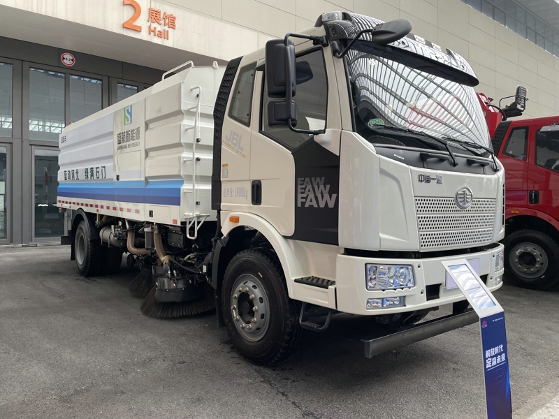 解放掃路車(chē)